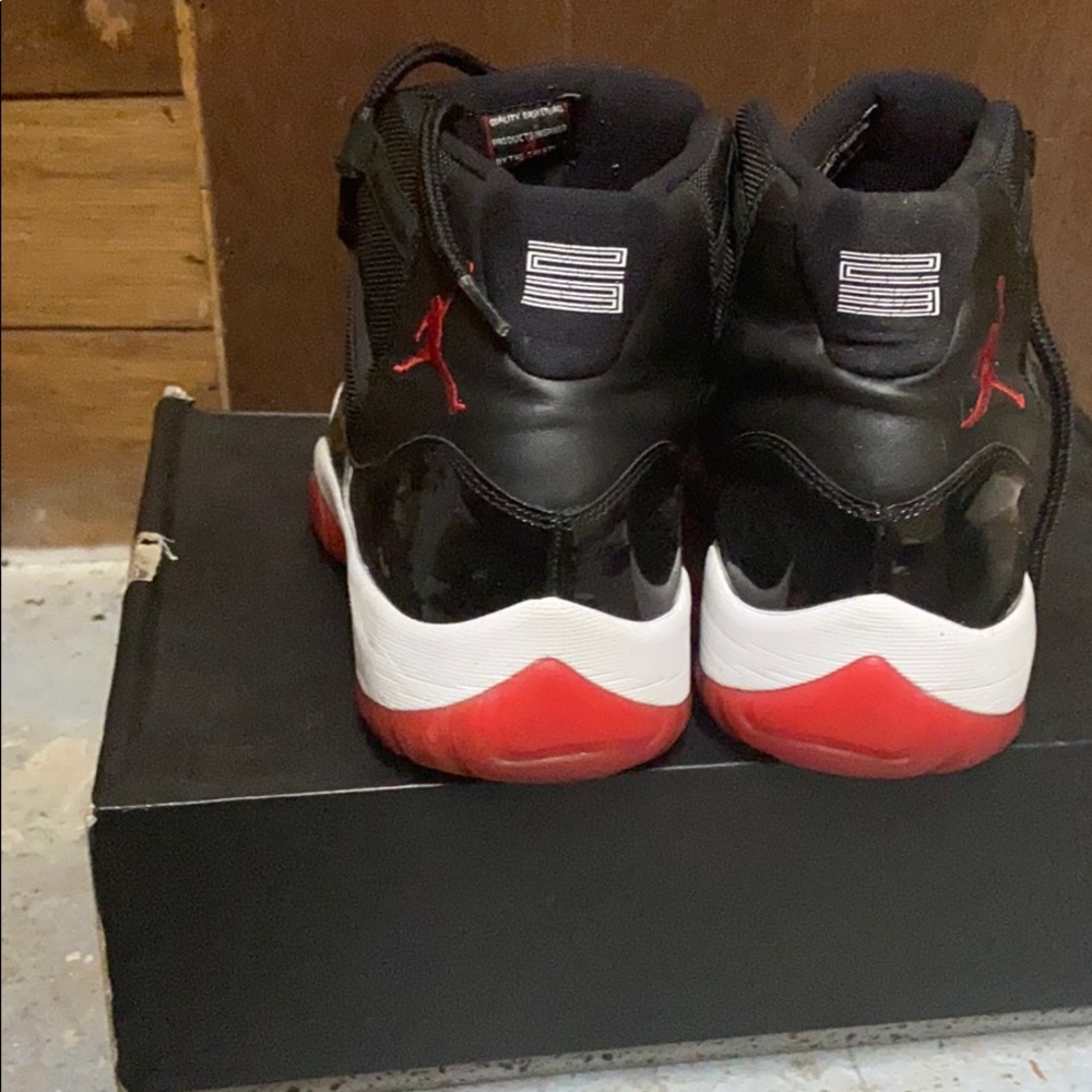 20012 jordan bred 11s - Picture 1 of 6